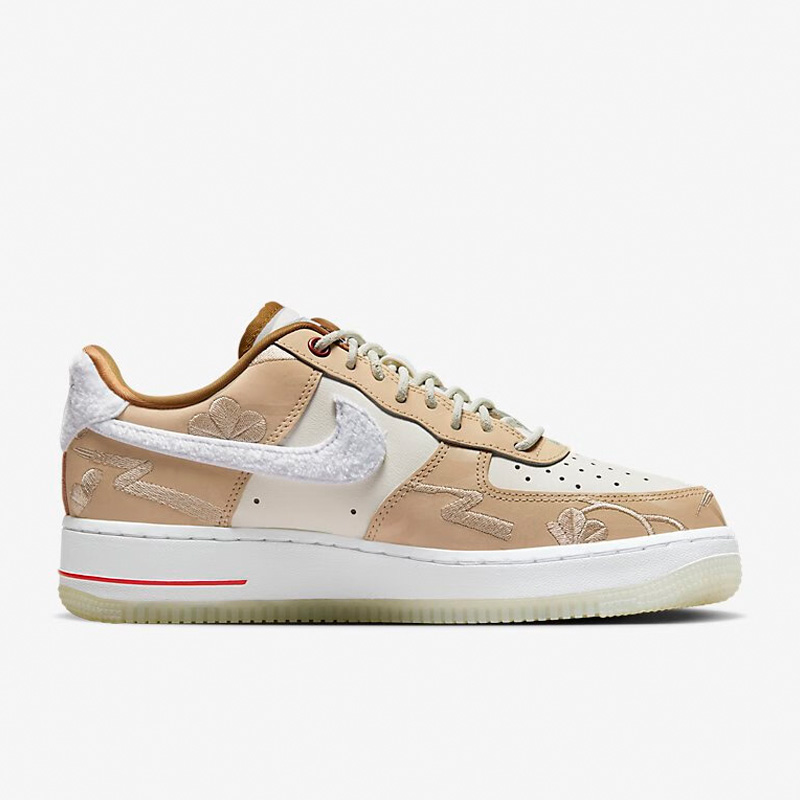 حذاء تزلج رياضي نسائي من Nike  - مراجعة Nike Shoes Air Force 1 وسعره