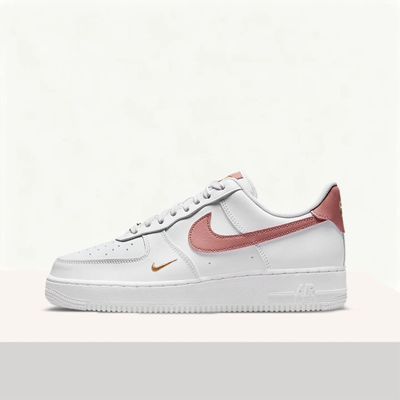 حذاء رياضي Nike Air Force 1 07 - مراجعة Nike Shoes Air Force 1 وسعره